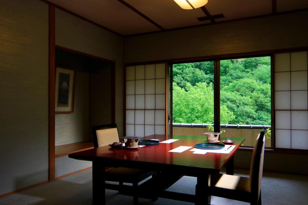 Fujiiso (Adults Only) Hotell Takayama  Exteriör bild
